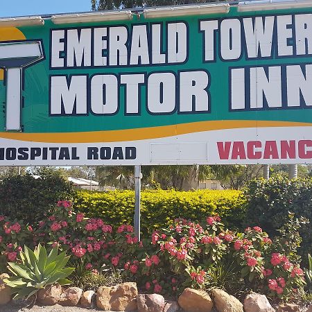 Emerald Tower Motor Inn מראה חיצוני תמונה